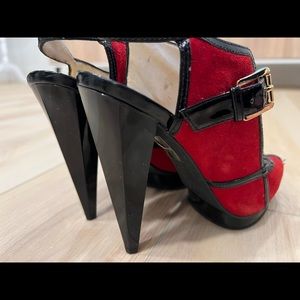 MICHAEL KORS red and black heels